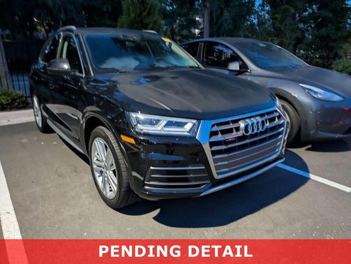 Brilliant Black 2019 Audi Q5 2.0T Premium Plus