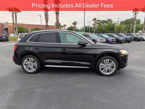 Brilliant Black 2019 Audi Q5 2.0T Premium Plus
