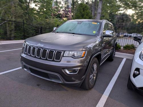 Granite Crystal Metallic Clearcoat 2018 Jeep Grand Cherokee Limited
