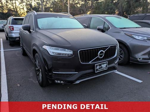 2019 Volvo XC90 T5 Momentum
