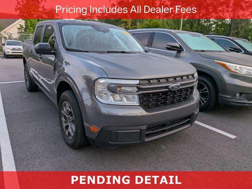 Carbonized Gray Metallic 2024 Ford Maverick XLT