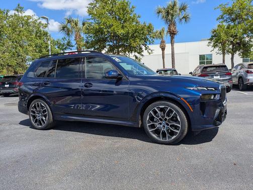 Tanzanite Blue II Metallic 2024 BMW X7 xDrive40i