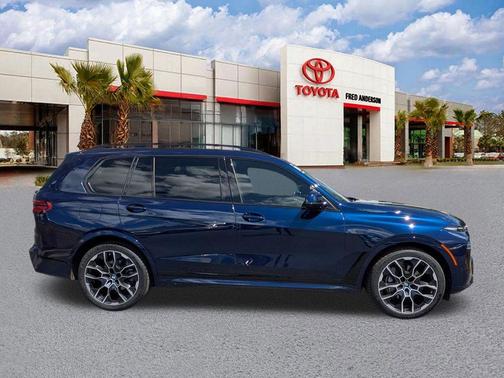 Tanzanite Blue II Metallic 2024 BMW X7 xDrive40i