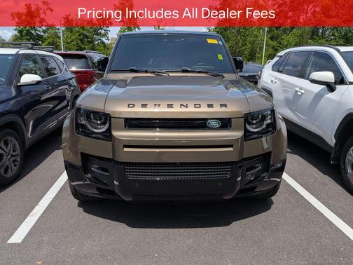 Gondwana Stone Metallic 2025 Land Rover Defender 110 P400 X-Dynamic SE