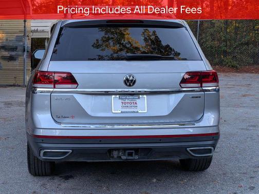 Silver Metallic 2023 Volkswagen Atlas 3.6L SEL