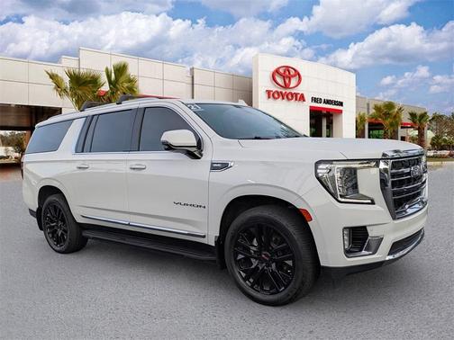 2021 GMC Yukon XL SLT