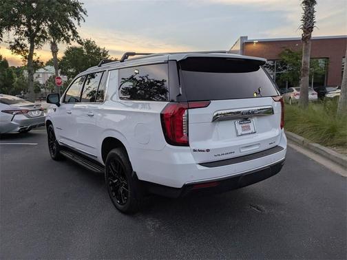 2021 GMC Yukon XL SLT