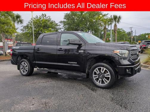 Midnight Black Metallic 2020 Toyota Tundra SR5