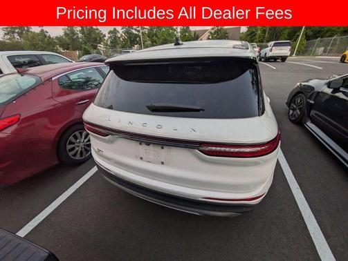 PRISTINE WHITE MET 3C 2023 Lincoln Corsair Standard