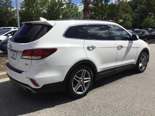 2017 Hyundai SANTA FE SE Ultimate