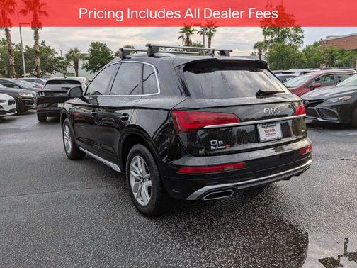 Mythos Black Metallic 2023 Audi Q5 45 S line Premium