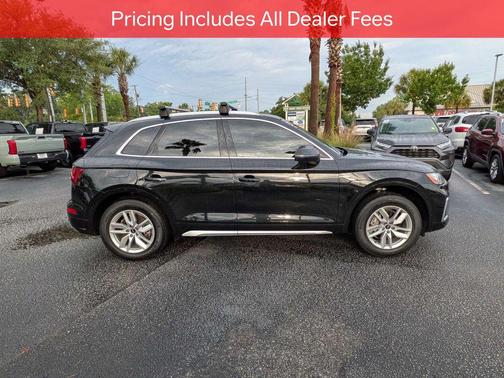 Mythos Black Metallic 2023 Audi Q5 45 S line Premium
