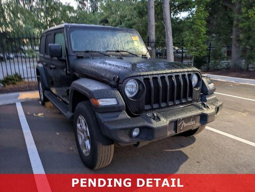 Black Clearcoat 2020 Jeep Wrangler Unlimited Sport