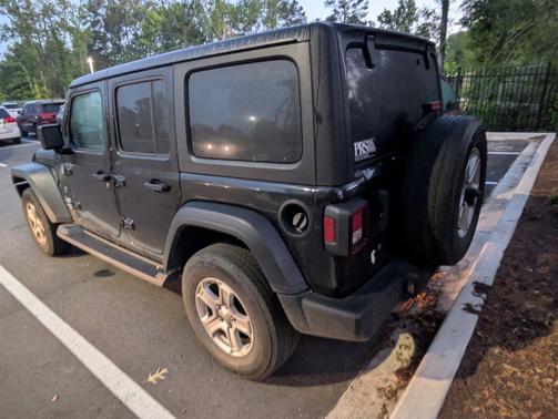 Black Clearcoat 2020 Jeep Wrangler Unlimited Sport