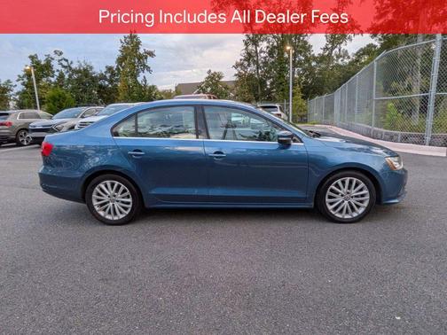 Silk Blue Metallic 2015 Volkswagen Jetta Auto SE w/Connectivity/Navigation