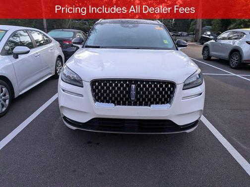 Pristine White Metallic Tri-Coat 2022 Lincoln Corsair Grand Touring