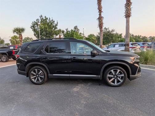 2024 Honda Pilot Touring