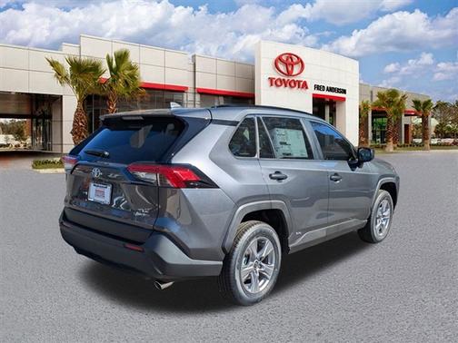 2025 Toyota RAV4 Hybrid LE
