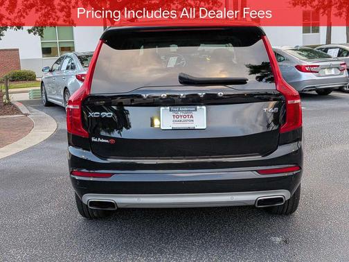 Onyx Black Metallic 2020 Volvo XC90 T6 Momentum