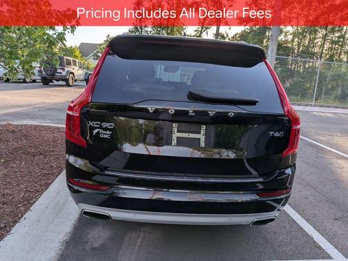 Onyx Black Metallic 2020 Volvo XC90 T6 Momentum