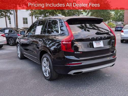 Onyx Black Metallic 2020 Volvo XC90 T6 Momentum