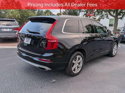 Onyx Black Metallic 2020 Volvo XC90 T6 Momentum