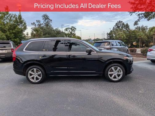 Onyx Black Metallic 2020 Volvo XC90 T6 Momentum