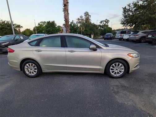 2018 Ford Fusion S