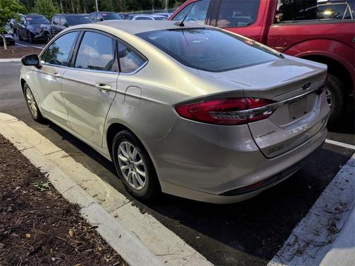 2018 Ford Fusion S