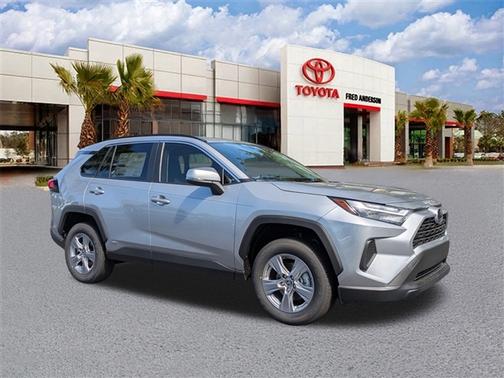 2025 Toyota RAV4 Hybrid LE
