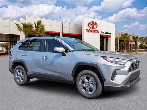 2025 Toyota RAV4 Hybrid LE