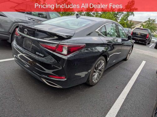 Obsidian 2024 Lexus ES 350 Ultra Luxury