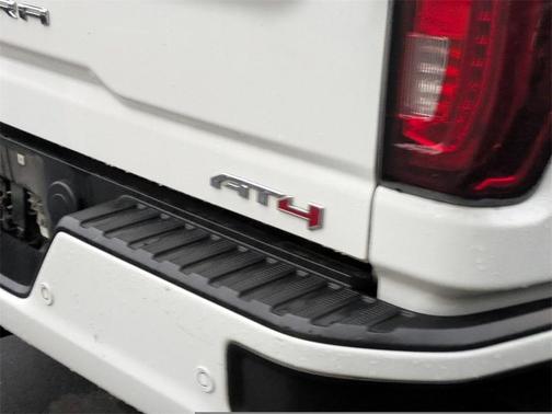 2022 GMC Sierra 2500 AT4