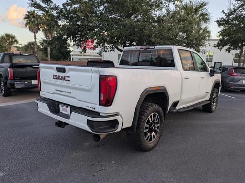 2022 GMC Sierra 2500 AT4