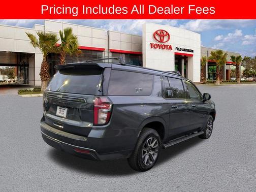 Shadow Gray Metallic 2021 Chevrolet Suburban 4WD Z71