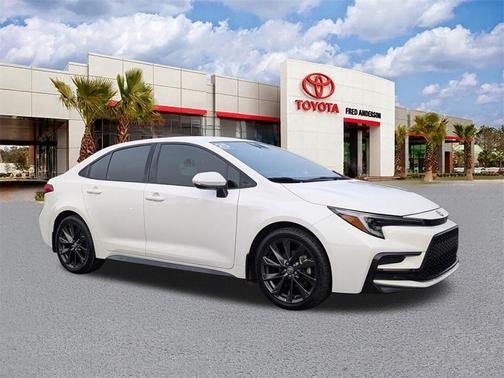 2025 Toyota Corolla SE