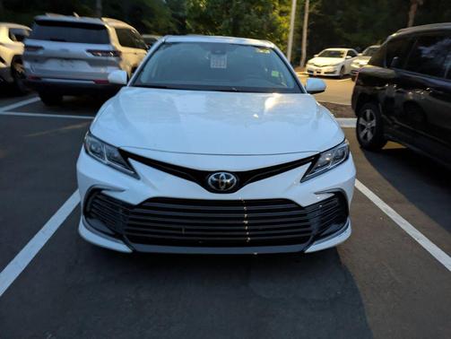 Super White 2021 Toyota Camry LE