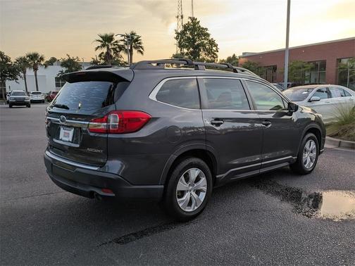 2019 Subaru Ascent Base 8-Passenger