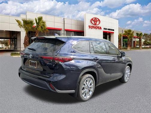 2026 Toyota Highlander Hybrid Limited