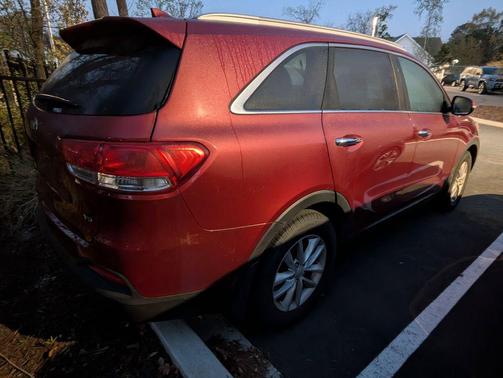 2016 Kia Sorento LX