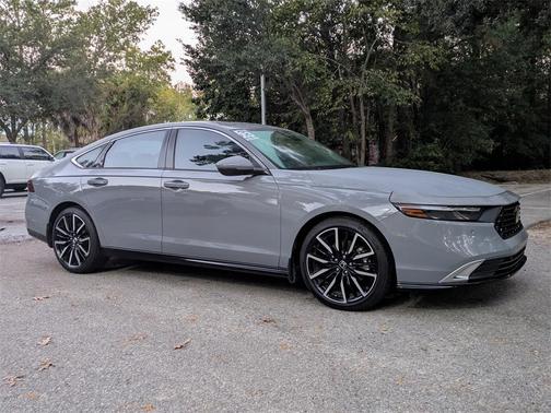 2023 Honda Accord Hybrid Touring
