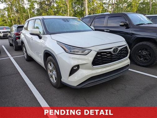 2021 Toyota Highlander LE