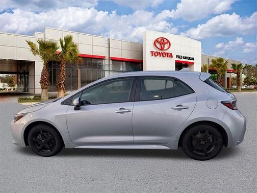 2022 Toyota Corolla Hatchback SE