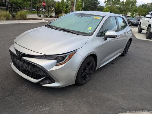 2022 Toyota Corolla Hatchback SE