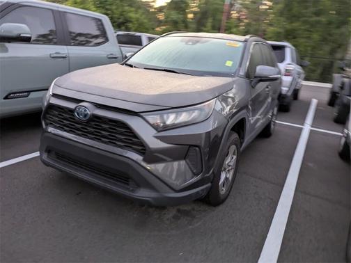 2022 Toyota RAV4 Hybrid LE