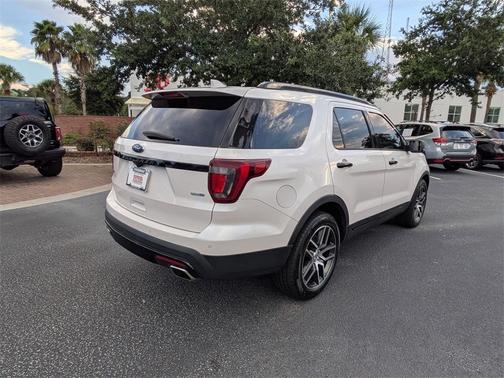 2017 Ford Explorer sport