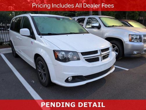 White Knuckle Clearcoat 2018 Dodge Grand Caravan GT