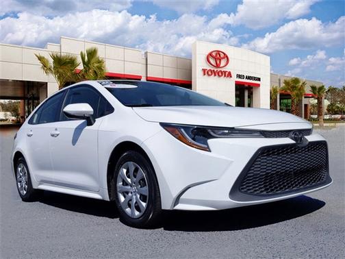 Photo 1 of 40 of 2020 Toyota Corolla LE