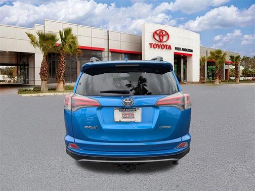 2017 Toyota RAV4 Limited