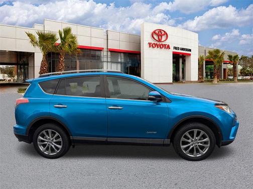 2017 Toyota RAV4 Limited